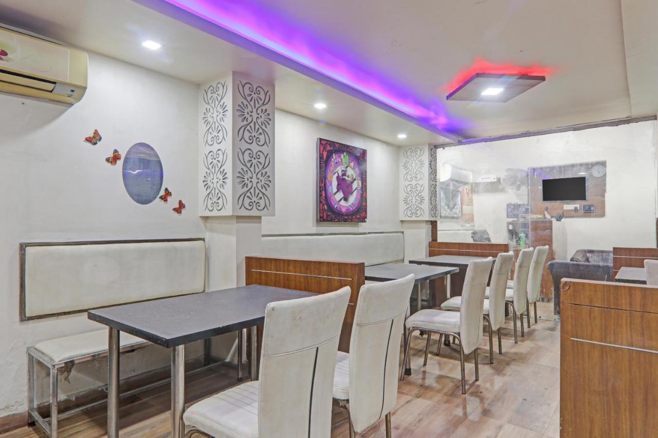 Townhouse 1150 Hotel Dayal Palace Chinhat Ngoại thất bức ảnh
